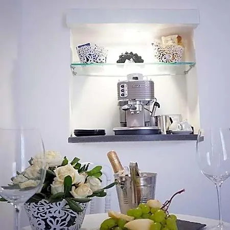 فندق مبيت وإفطار Elegance 4*