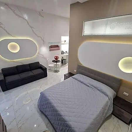 Elegance 4* Neapol