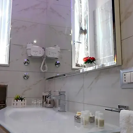 Bed & Breakfast Elegance
