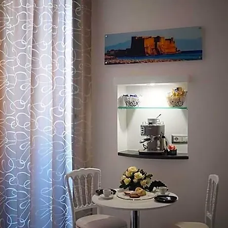 Elegance Bed & Breakfast 4*