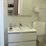 Elegance 4* Naples