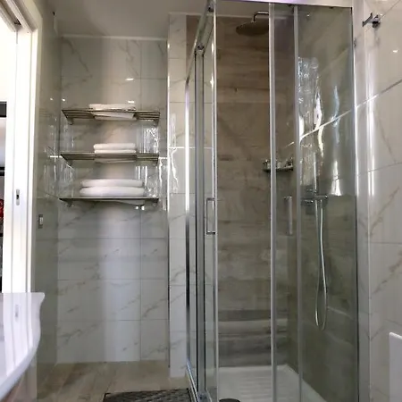 Elegance 4* Nápoles
