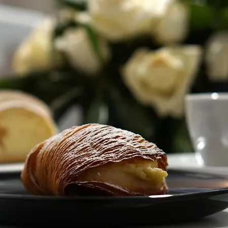 Oda ve Kahvaltı Elegance