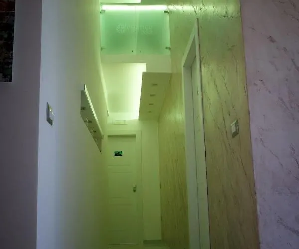 Bed and Breakfast Elegance